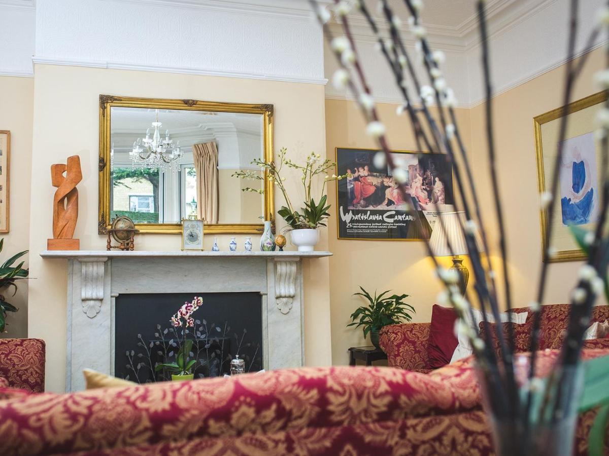 ซอเมอร์วิลล์ เฮาส์ Bed & Breakfast เฮริฟอร์ด ภายนอก รูปภาพ