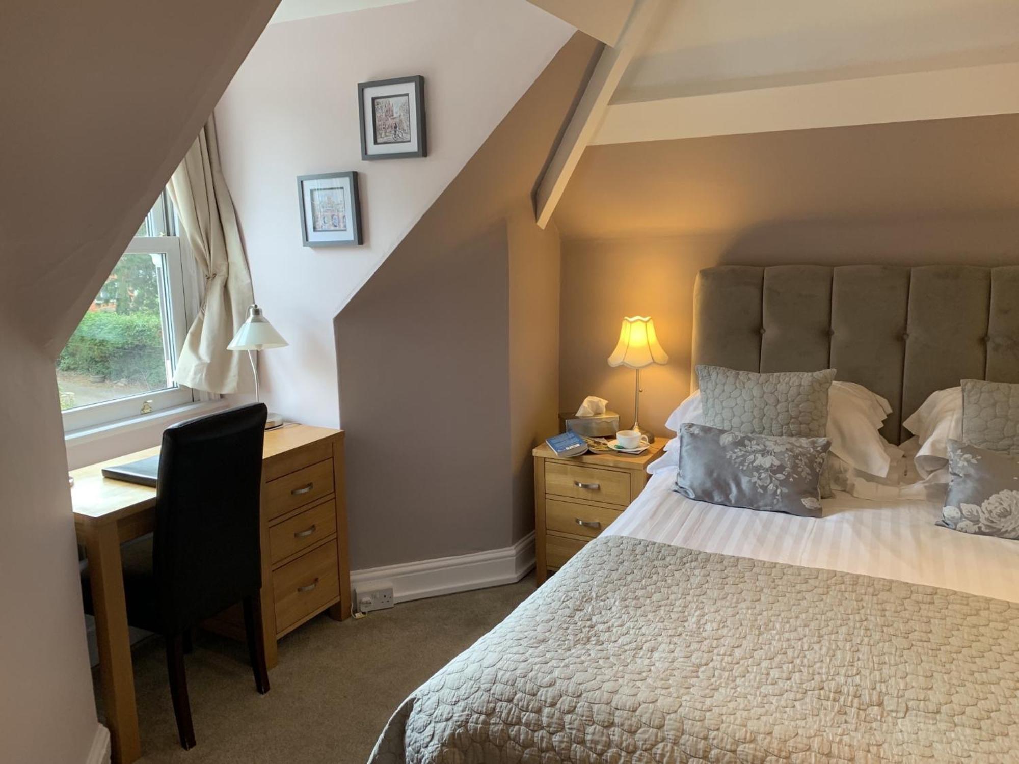 ซอเมอร์วิลล์ เฮาส์ Bed & Breakfast เฮริฟอร์ด ห้อง รูปภาพ